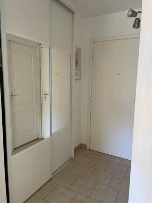 Bel Appartement Proche Du Port Санари-сюр-Мер Экстерьер фото